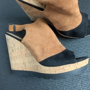 Sam Edelman Tan and Black Wedge Sandals